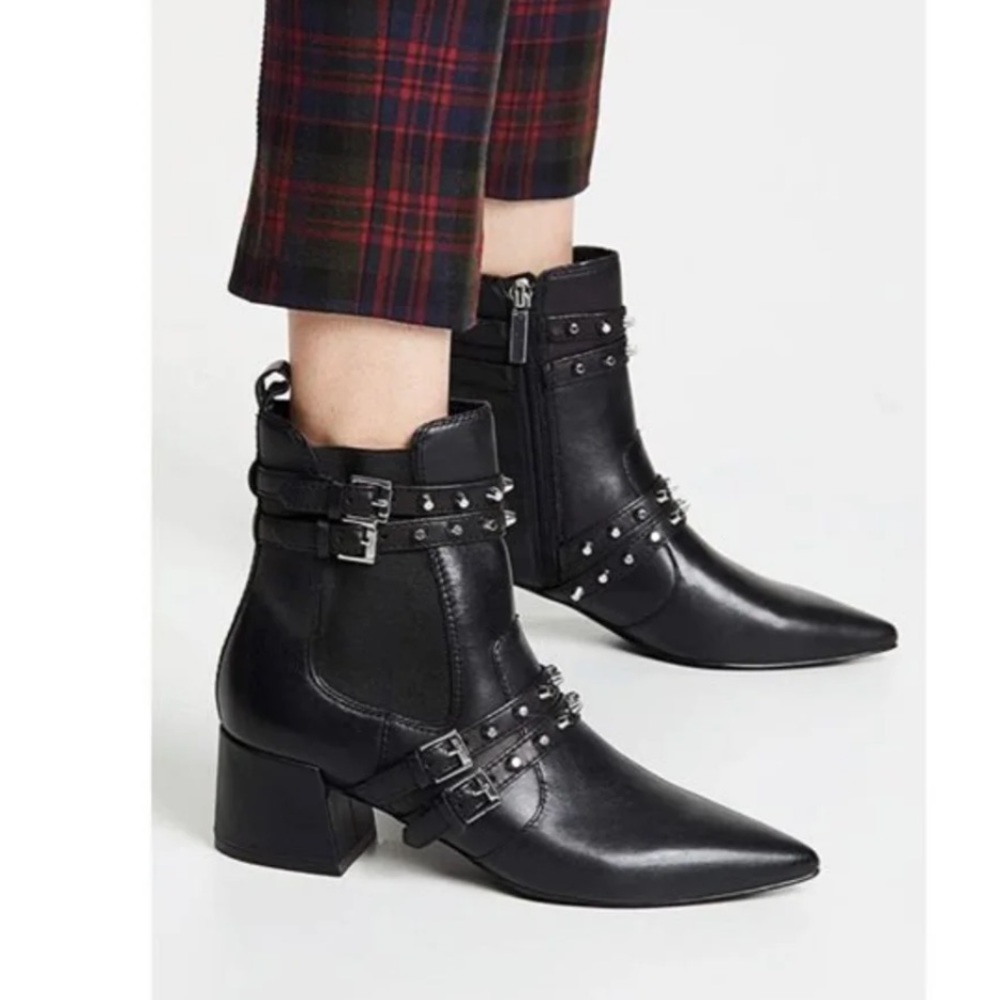 KENDALL & KYLIE Pointed Toe Booties